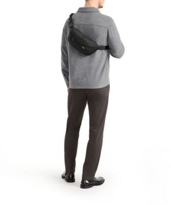 TUMI ALPHA（アルファ） ベルト・バッグ・スリング ブラック